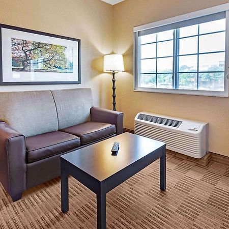 Extended Stay America Suites - Secaucus - New York City Area Buitenkant foto