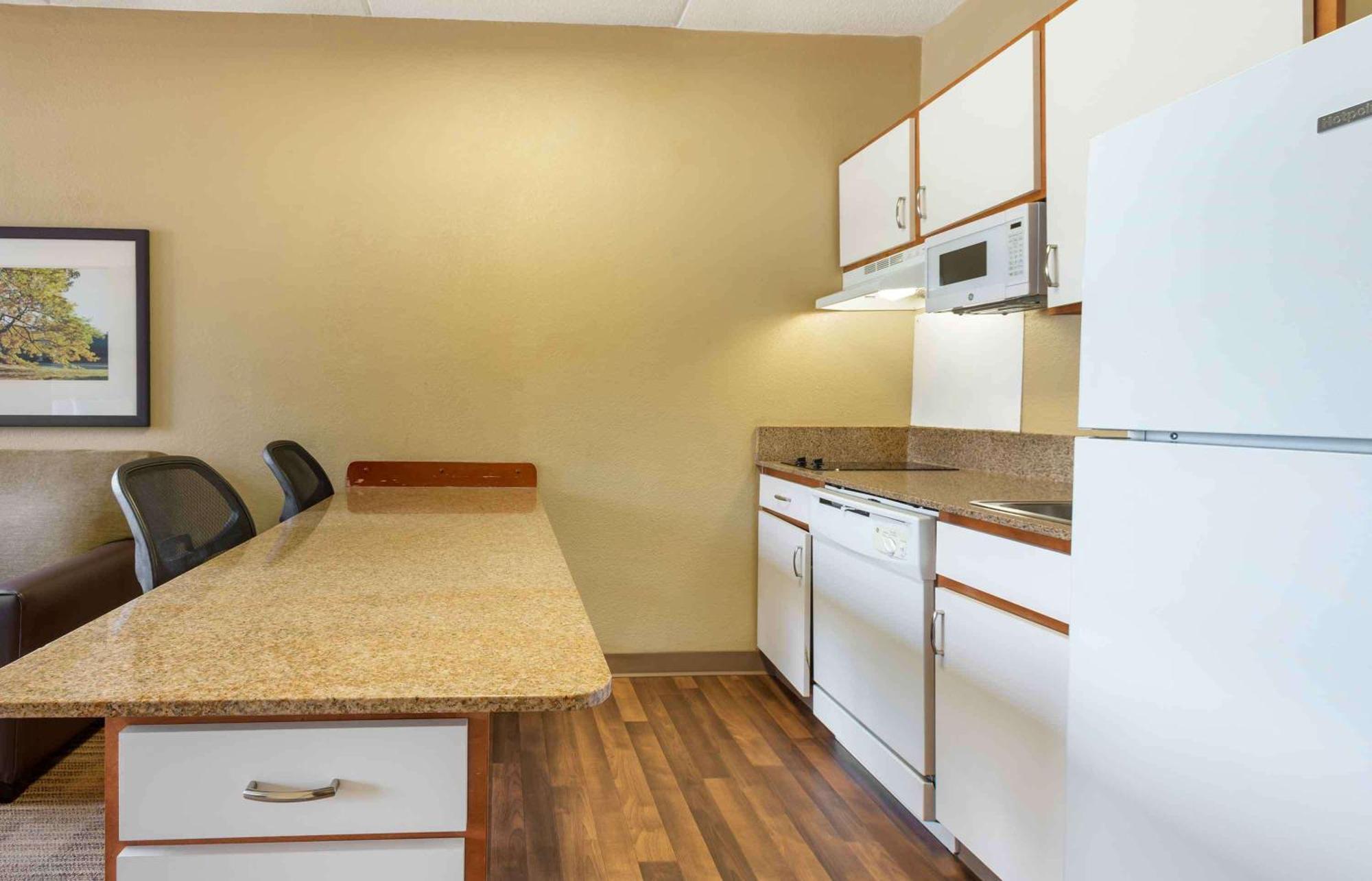 Extended Stay America Suites - Secaucus - New York City Area Buitenkant foto