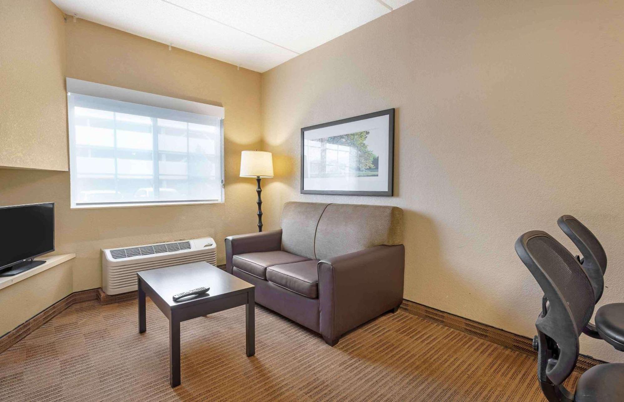 Extended Stay America Suites - Secaucus - New York City Area Buitenkant foto