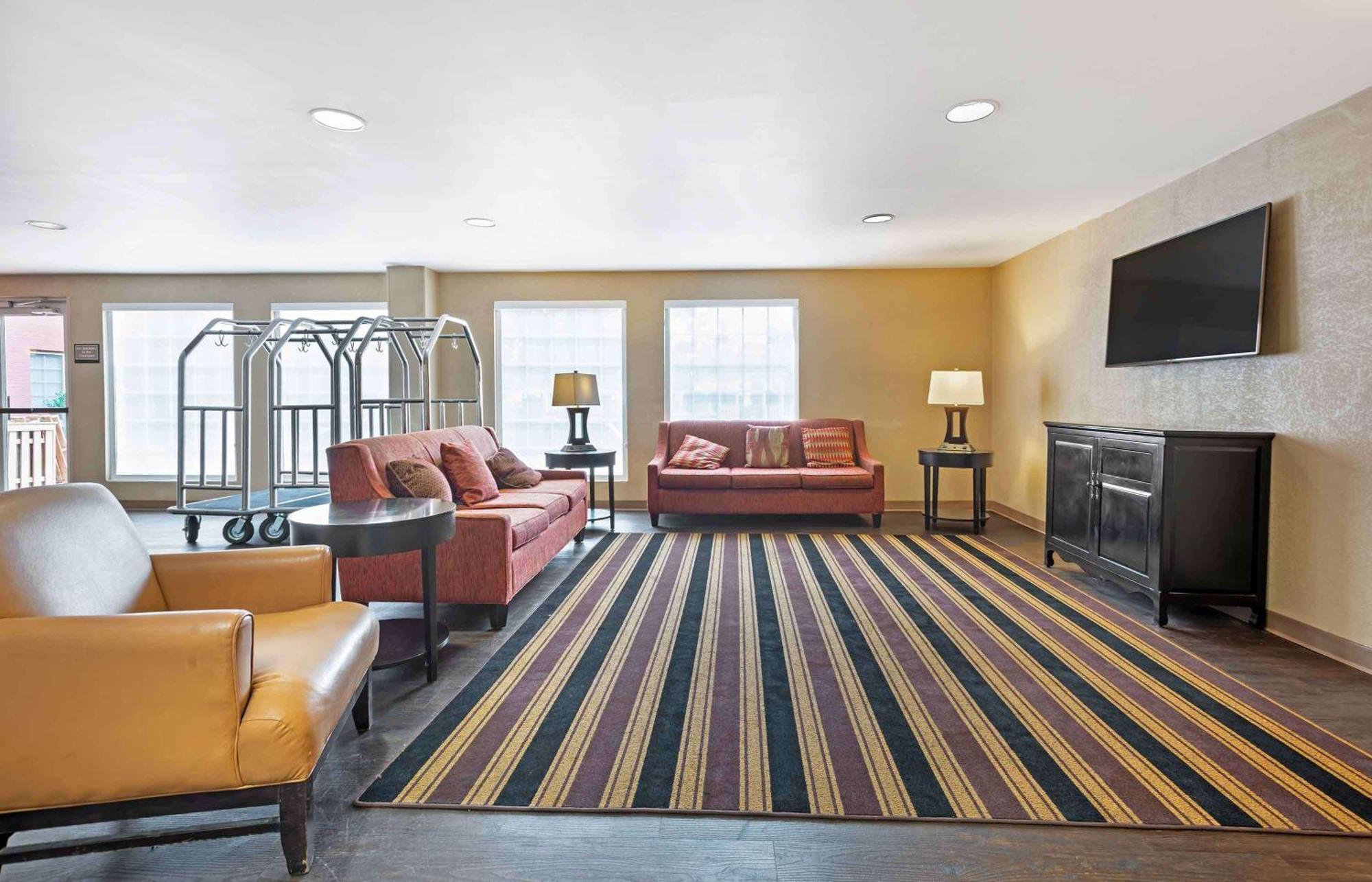 Extended Stay America Suites - Secaucus - New York City Area Buitenkant foto